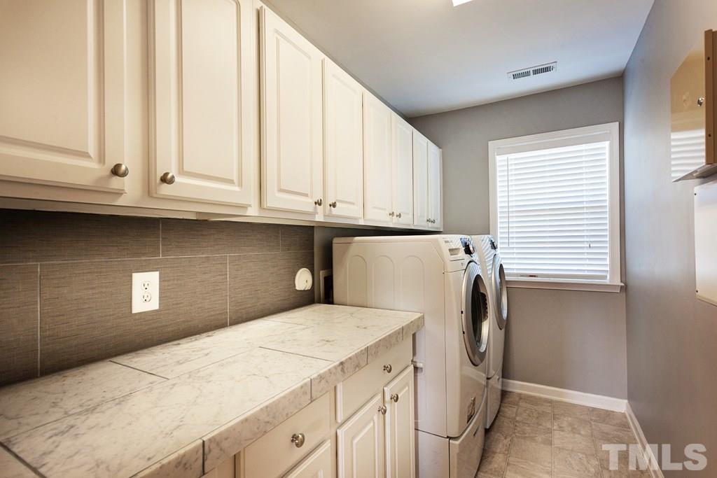 7708 Silver View Lane Raleigh, NC 27613 - Photo 16 of 25 Gallery Image 16