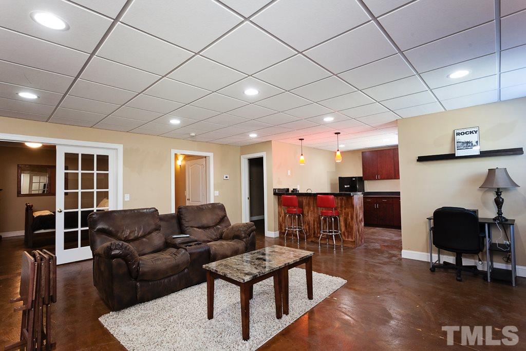 7708 Silver View Lane Raleigh, NC 27613 - Photo 18 of 25 Gallery Image 18