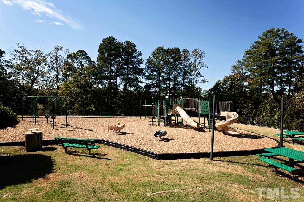 7708 Silver View Lane Raleigh, NC 27613 - Photo 24 of 25 Gallery Image 24