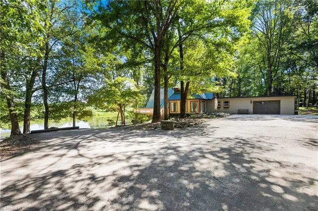 $519,000 | 7117 Mayberry Mill Road, Hamptonville, NC 27020