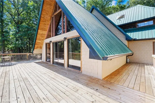 $519,000 | 7117 Mayberry Mill Road, Hamptonville, NC 27020