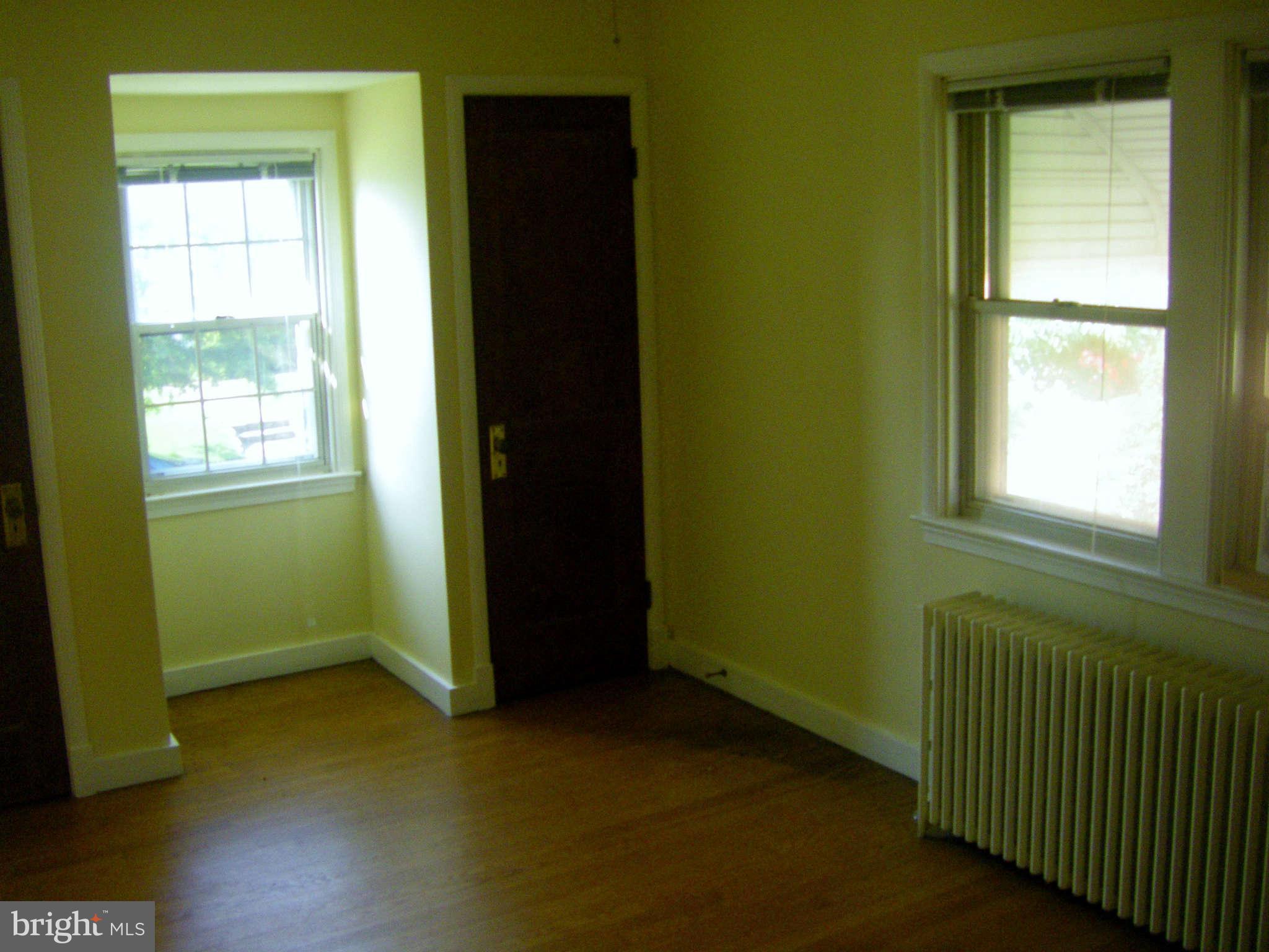 6604 Rannoch Drive Baltimore, MD 21228 - Photo 18 of 27 Bedroom Master