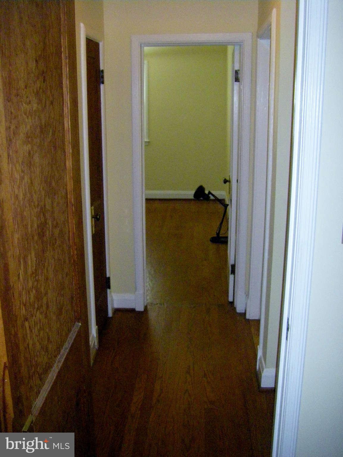 6604 Rannoch Drive Baltimore, MD 21228 - Photo 22 of 27 Interior General