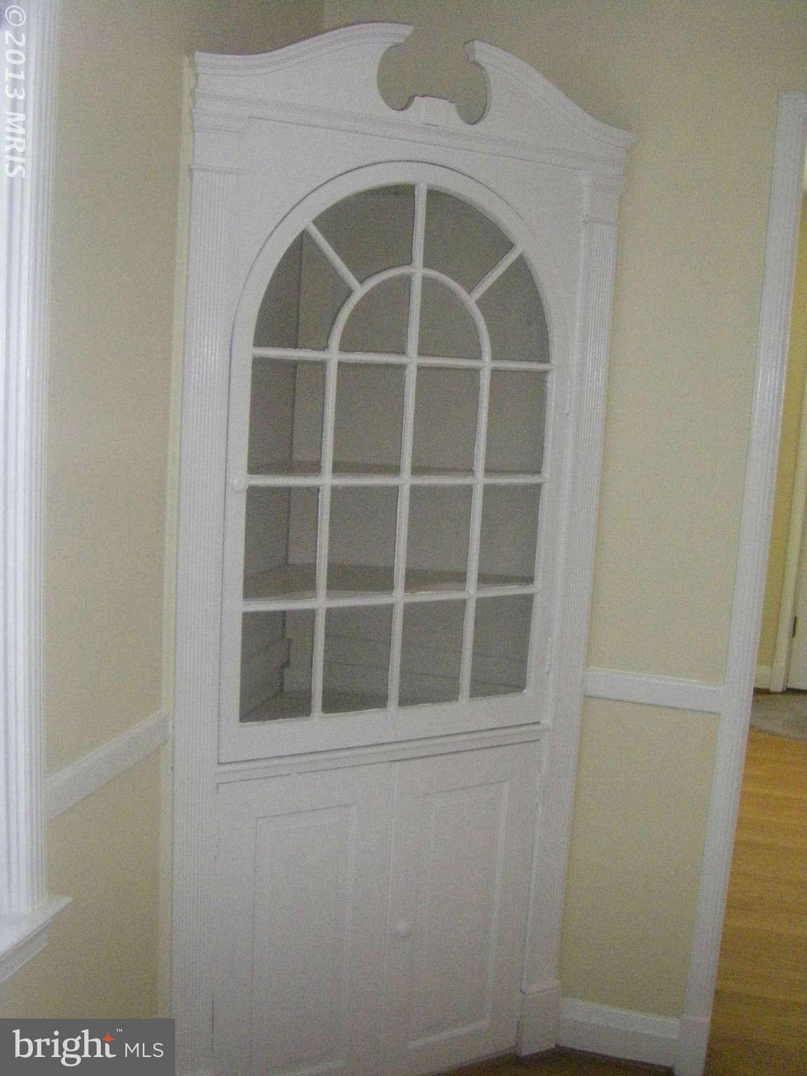 6604 Rannoch Drive Baltimore, MD 21228 - Photo 10 of 27 Interior (General)