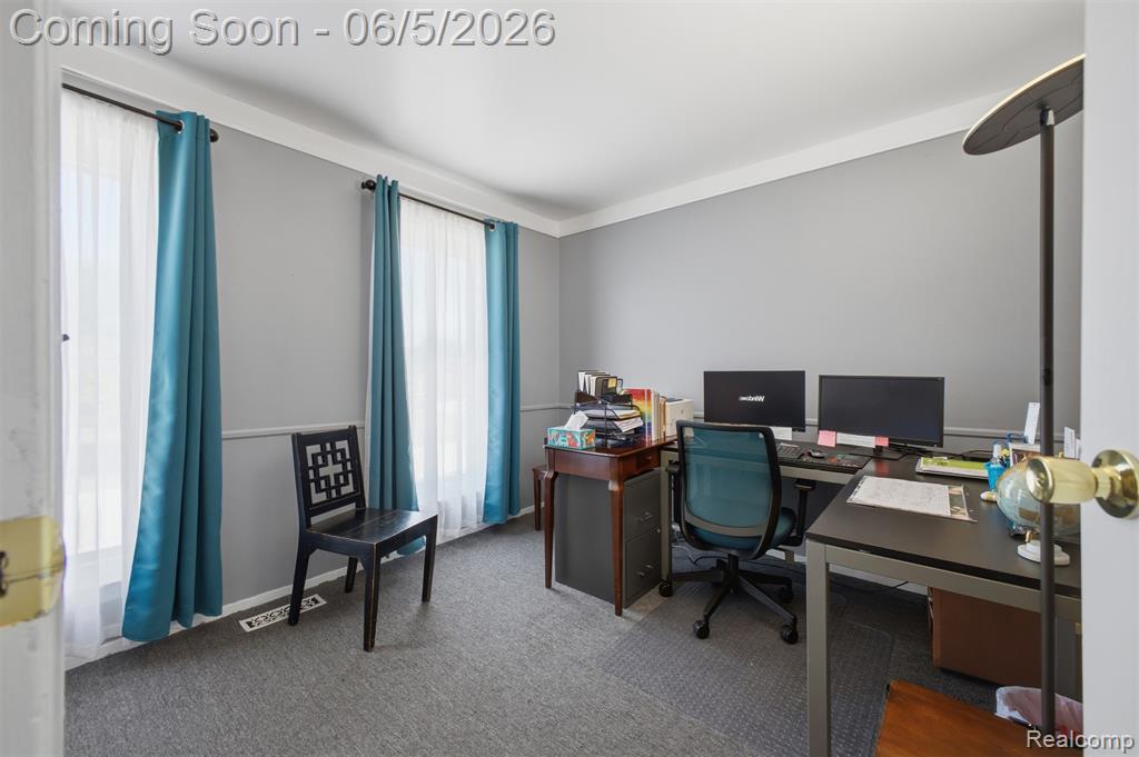 40435 Oak Tree Novi, MI 48375 - Photo 4 of 45