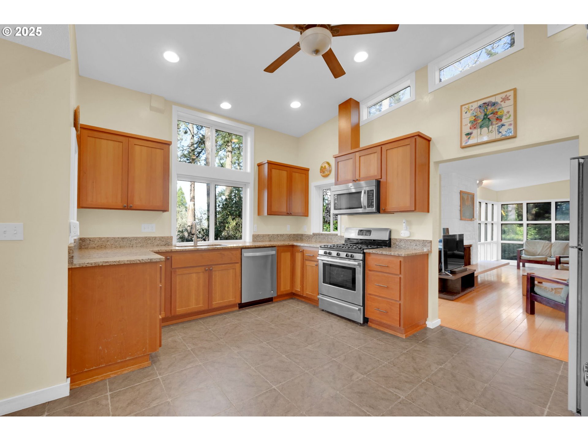 3050 Olive Street Eugene, OR 97405 - Photo 12 of 43