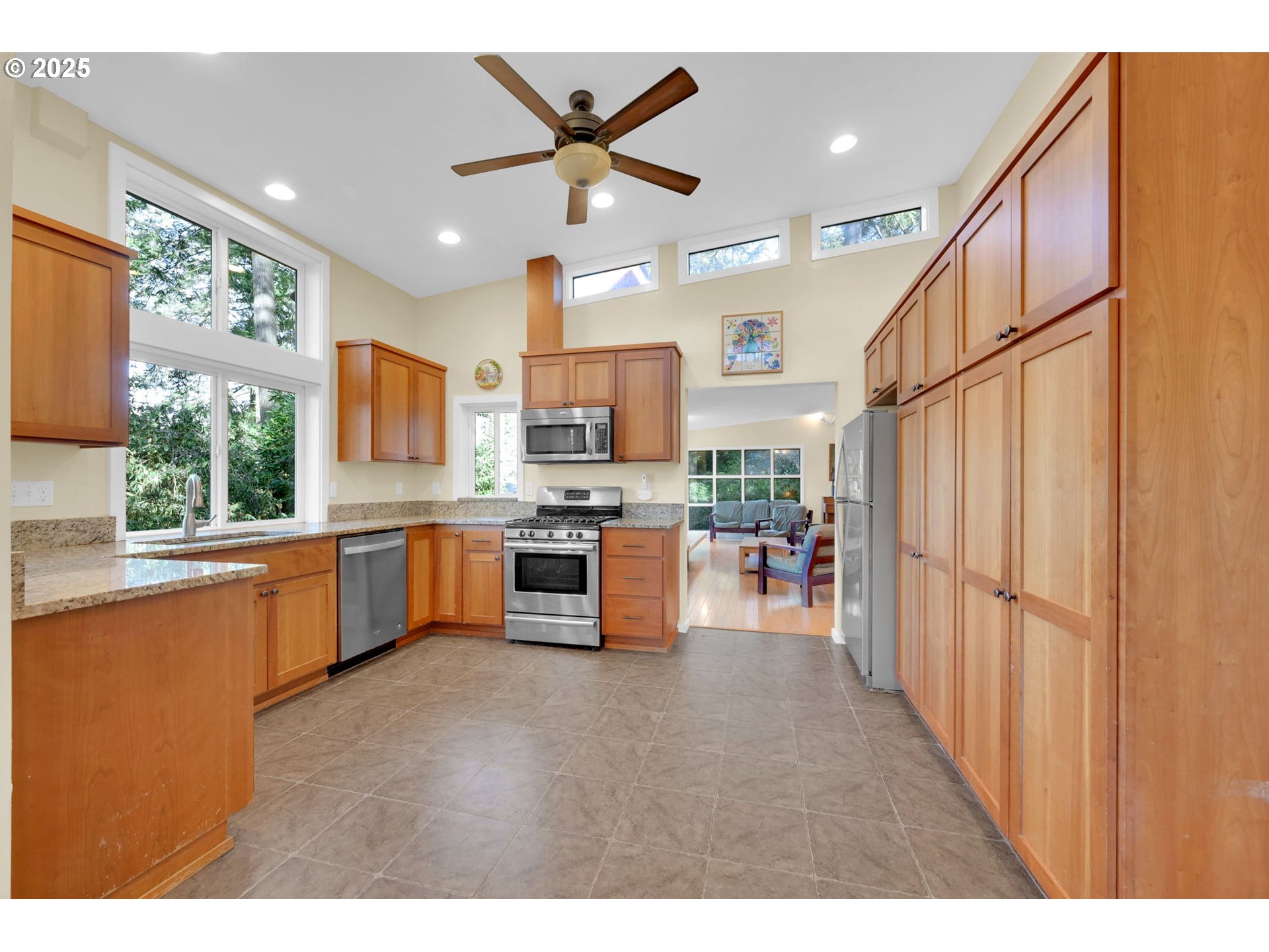 3050 Olive Street Eugene, OR 97405 - Photo 13 of 43