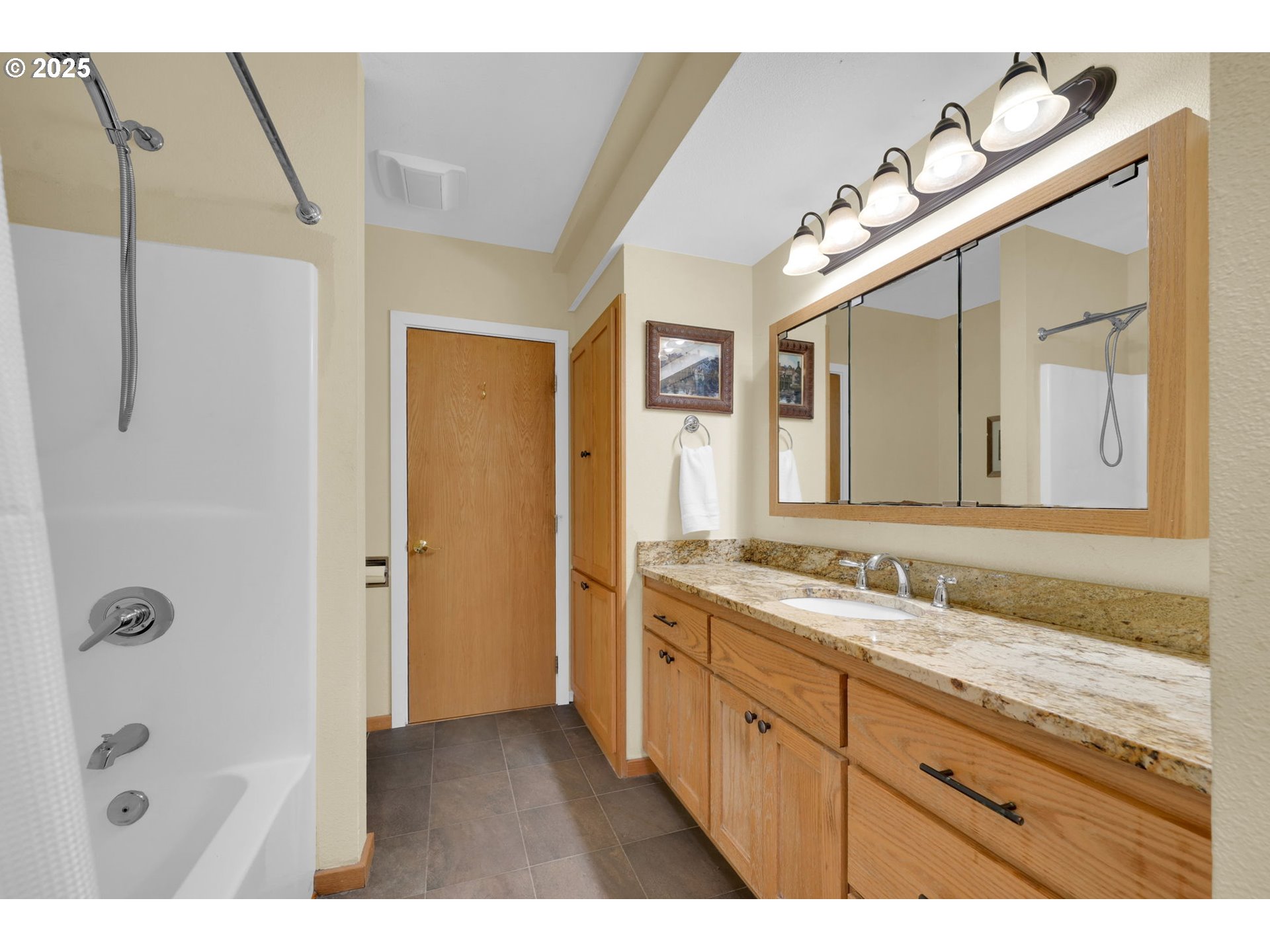 3050 Olive Street Eugene, OR 97405 - Photo 18 of 43