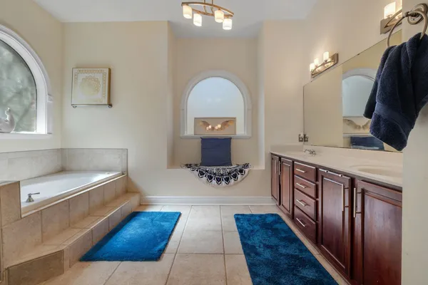 $550,000 | 1821 Woodgate Way, Tallahassee, FL 32308