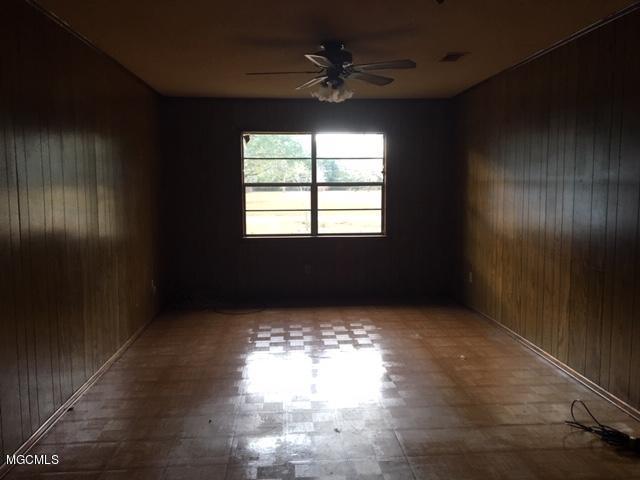 12324 Congress Moss Point, MS 39562 - Photo 3 of 13 IMG_7095