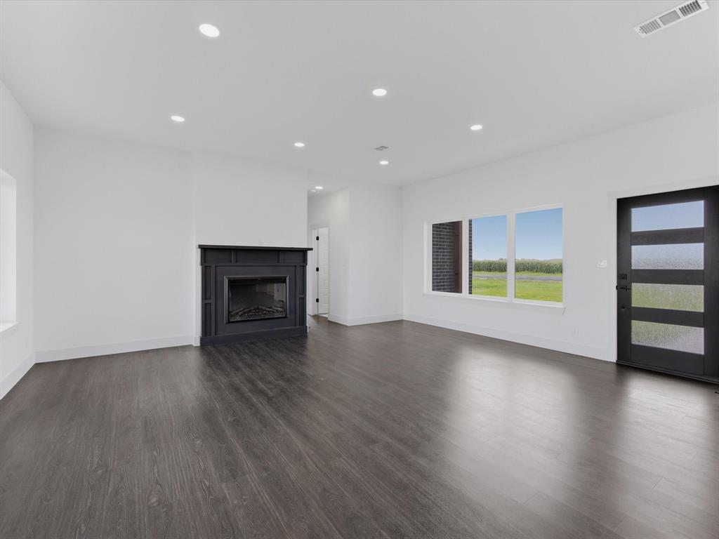 2091 Goodwyn Road Italy, TX 76651 - Photo 21 of 36