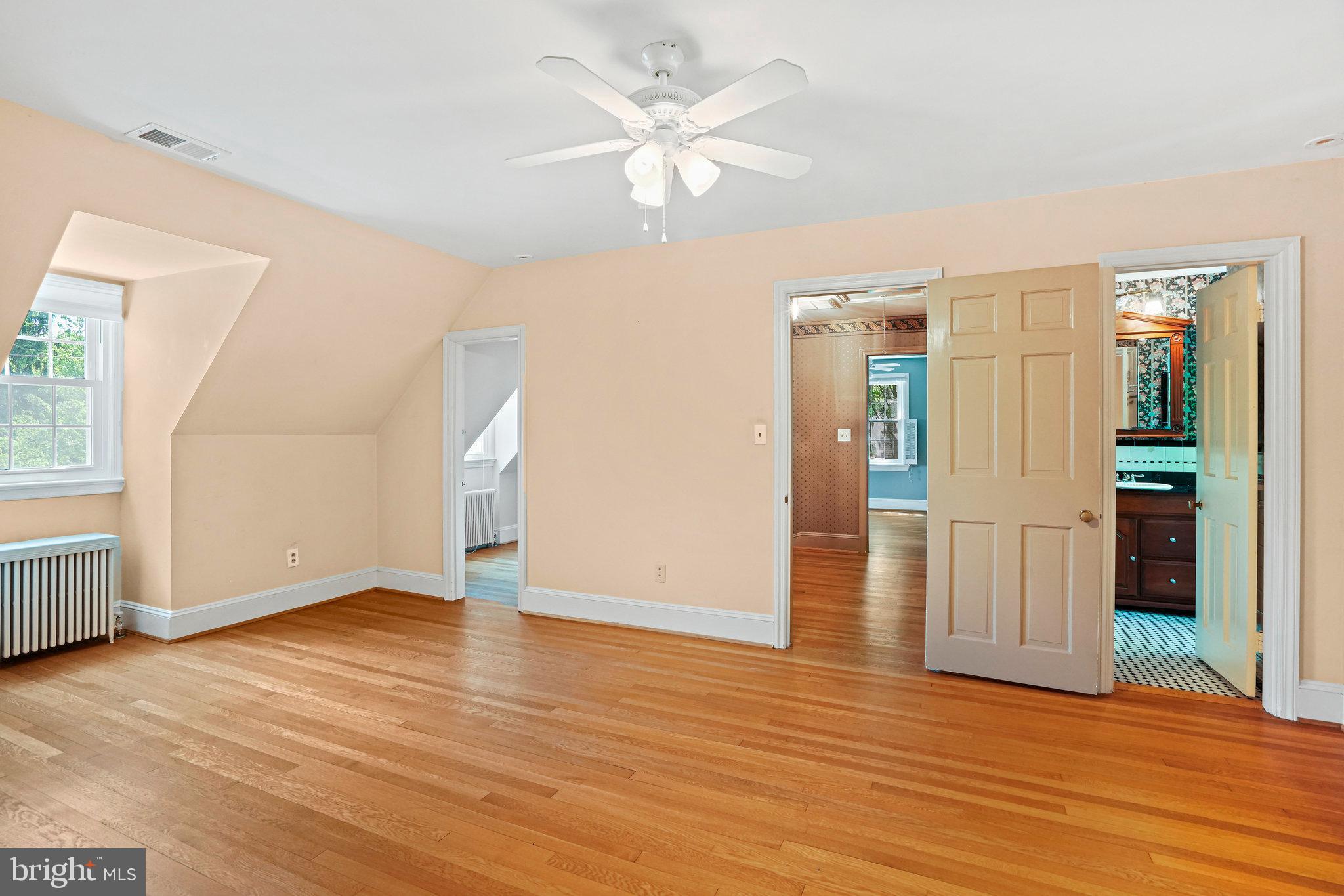 6900 Wake Forest Drive College Park, MD 20740 - Photo 24 of 50 Large primary bedroom with 3 closets!