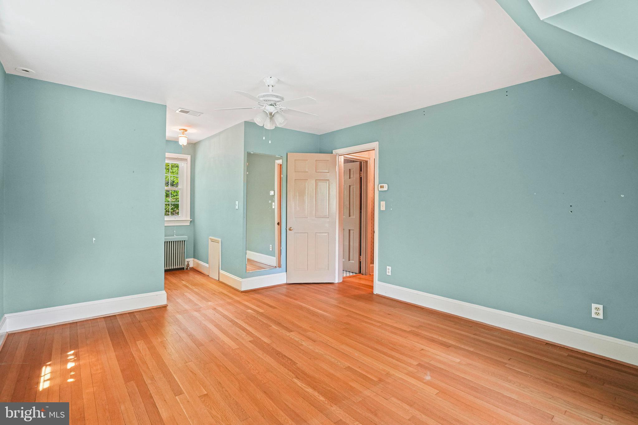 6900 Wake Forest Drive College Park, MD 20740 - Photo 33 of 50 Spacious secondary bedroom