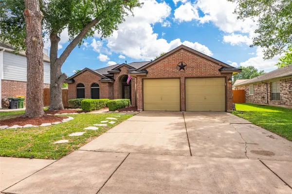 $2,200 | 4427 Ireland Lane, Pasadena, TX 77505