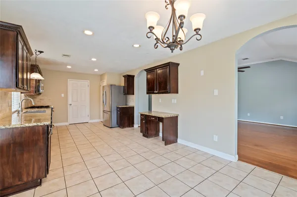 $2,200 | 4427 Ireland Lane, Pasadena, TX 77505