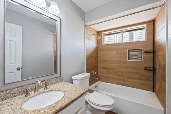 $2,200 | 4427 Ireland Lane, Pasadena, TX 77505