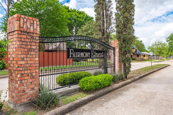 $2,200 | 4427 Ireland Lane, Pasadena, TX 77505