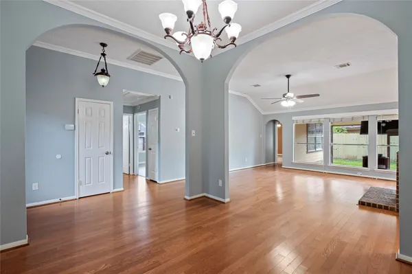 $2,200 | 4427 Ireland Lane, Pasadena, TX 77505