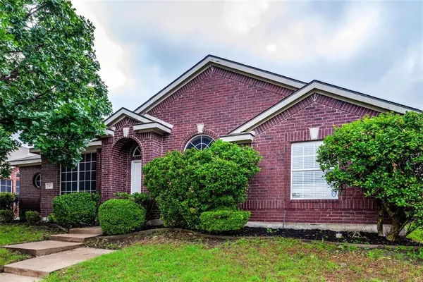 $430,000 | 815 Bonnie Court, Allen, TX 75002