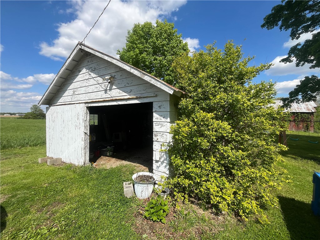 10828 North Grand Turn Road Marshall, IL 62441 - Photo 7 of 12