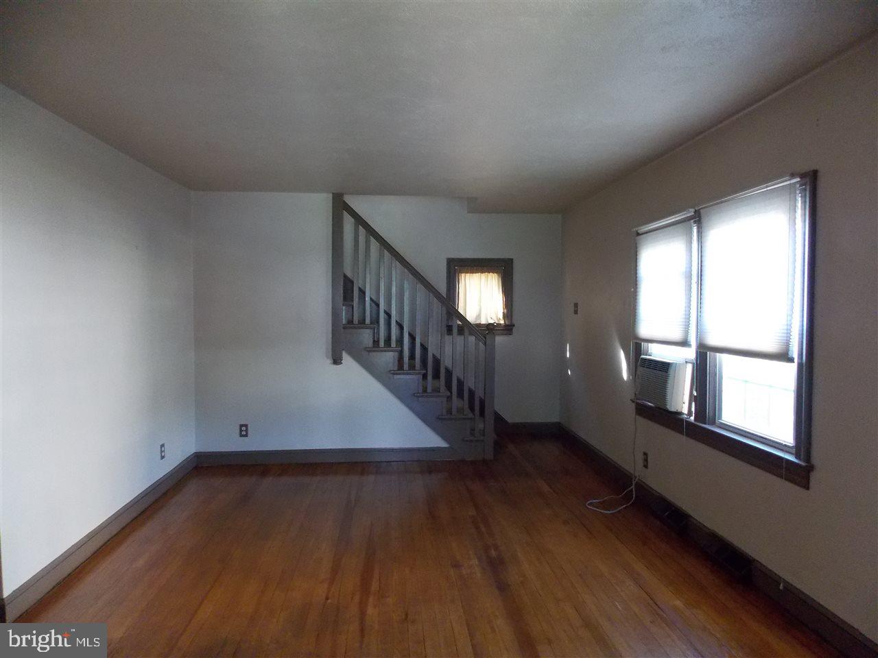 513 Hillcrest Road York, PA 17403 - Photo 7 of 18 Gallery Image 7