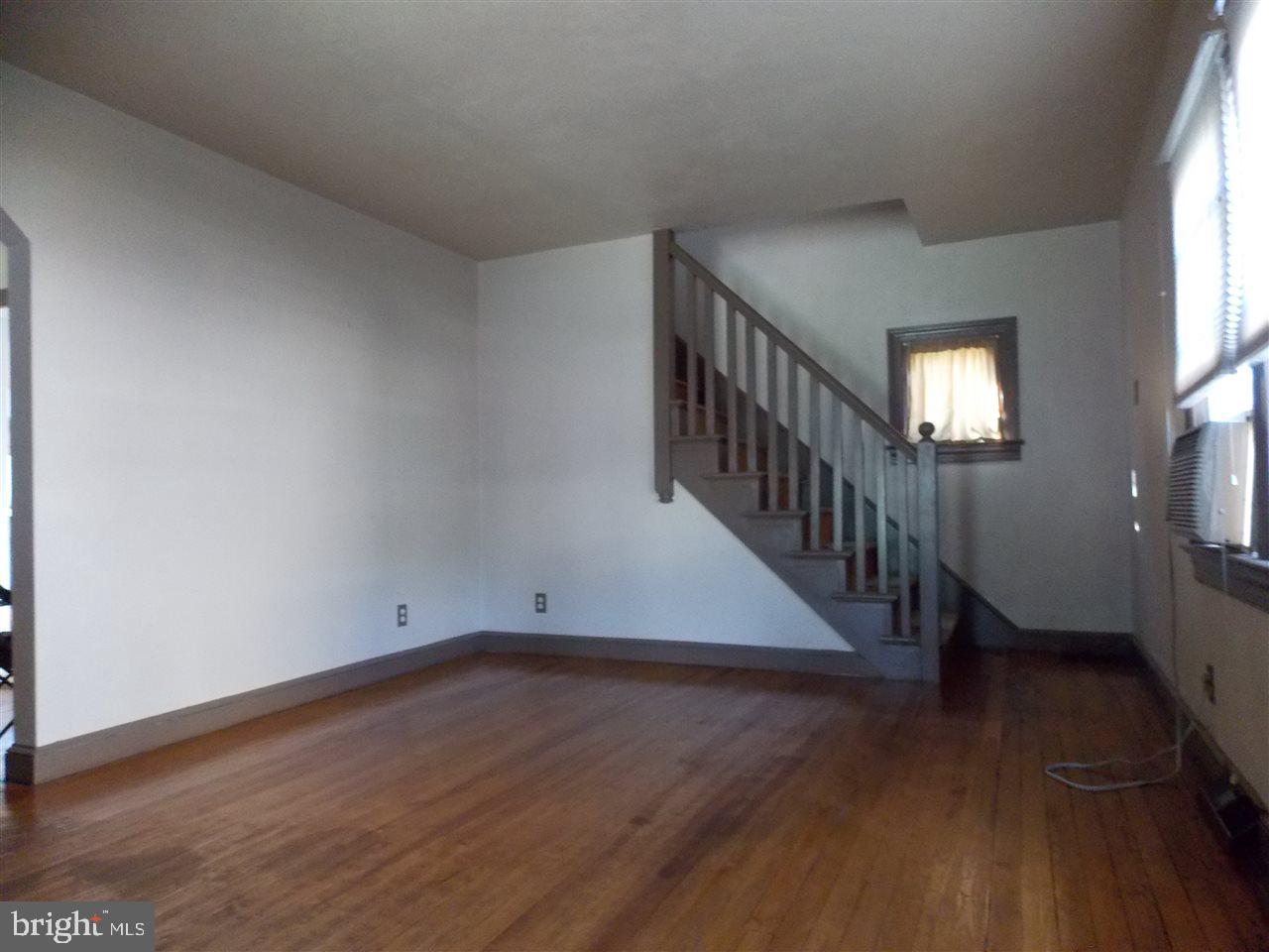 513 Hillcrest Road York, PA 17403 - Photo 8 of 18 Gallery Image 8