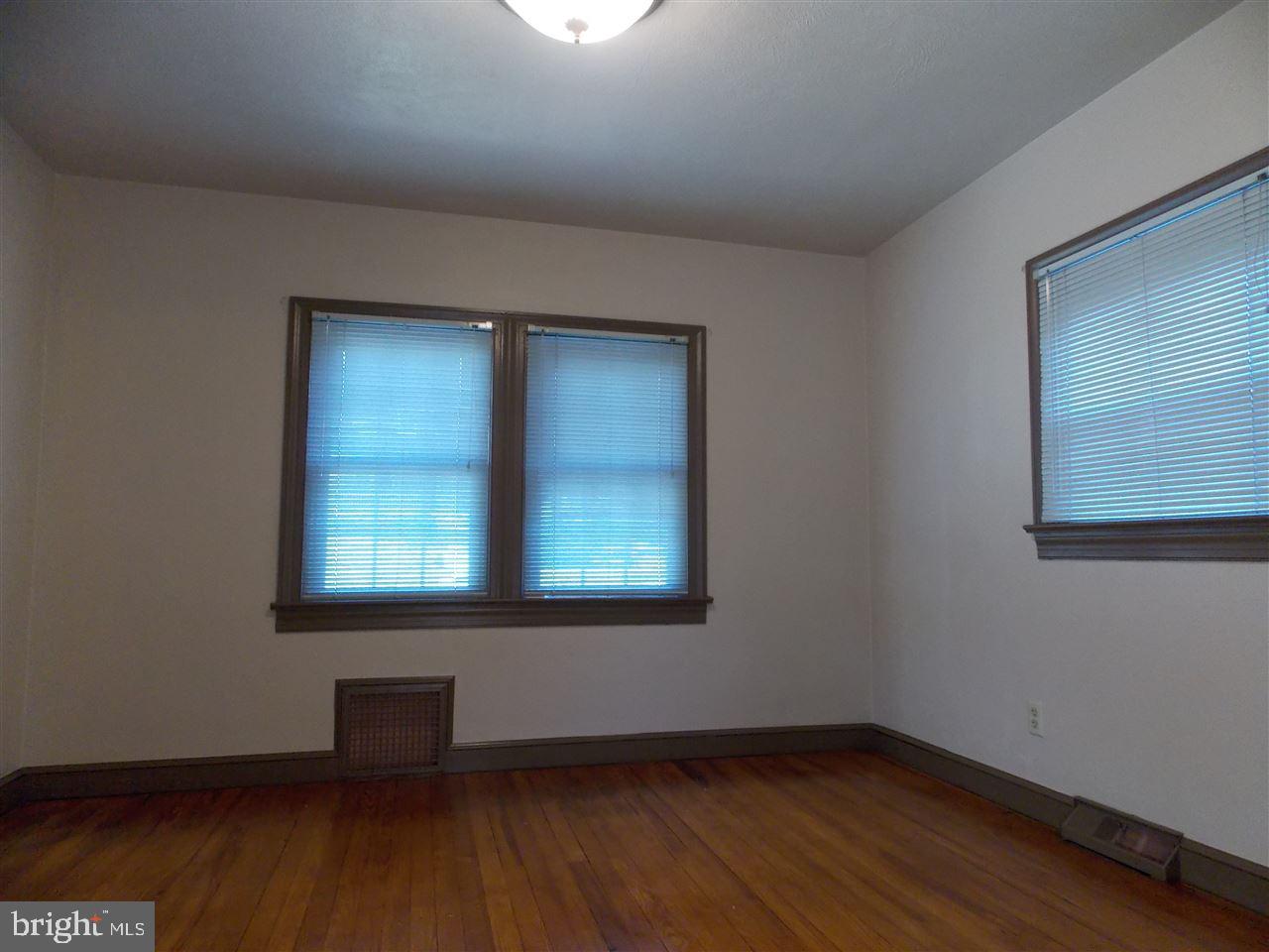 513 Hillcrest Road York, PA 17403 - Photo 10 of 18 Gallery Image 10
