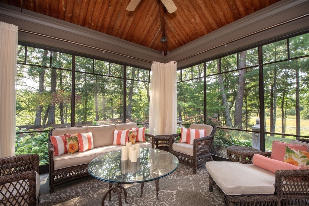 134 Judge Cushing Road Scituate, MA 02066 - Photo 11 of 40