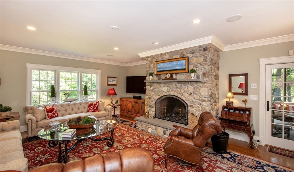 134 Judge Cushing Road Scituate, MA 02066 - Photo 12 of 40