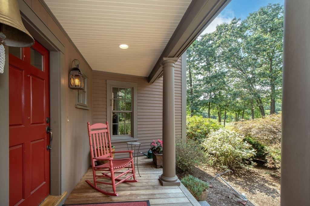 134 Judge Cushing Road Scituate, MA 02066 - Photo 10 of 40