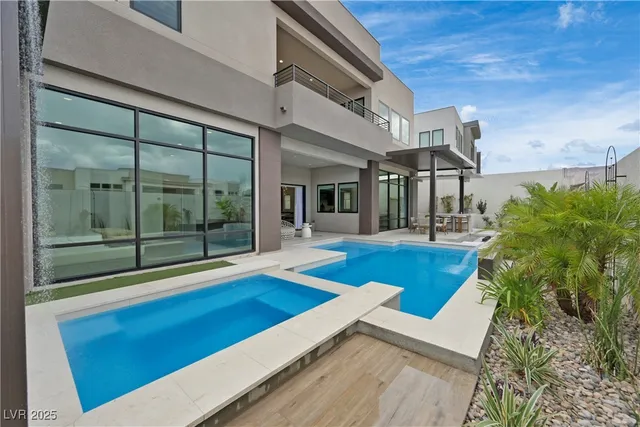 $18,000 | 10718 Desert Hts Avenue, Las Vegas, NV 89135