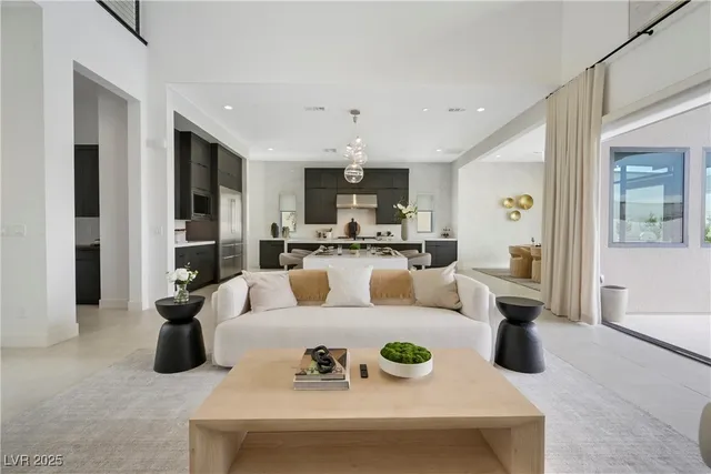 $18,000 | 10718 Desert Hts Avenue, Las Vegas, NV 89135