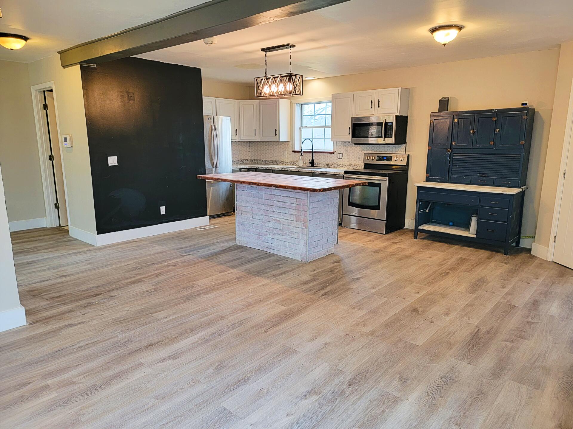 6804 Holder Road Harrison, TN 37341 - Photo 7 of 29 1-3