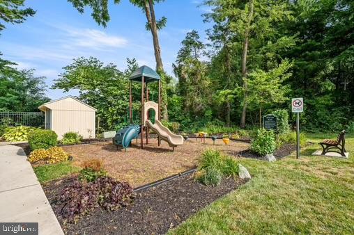 207 Walnut Hill Road, Unit C22 West Chester, PA 19382 - Photo 3 of 30 Gallery Image 3