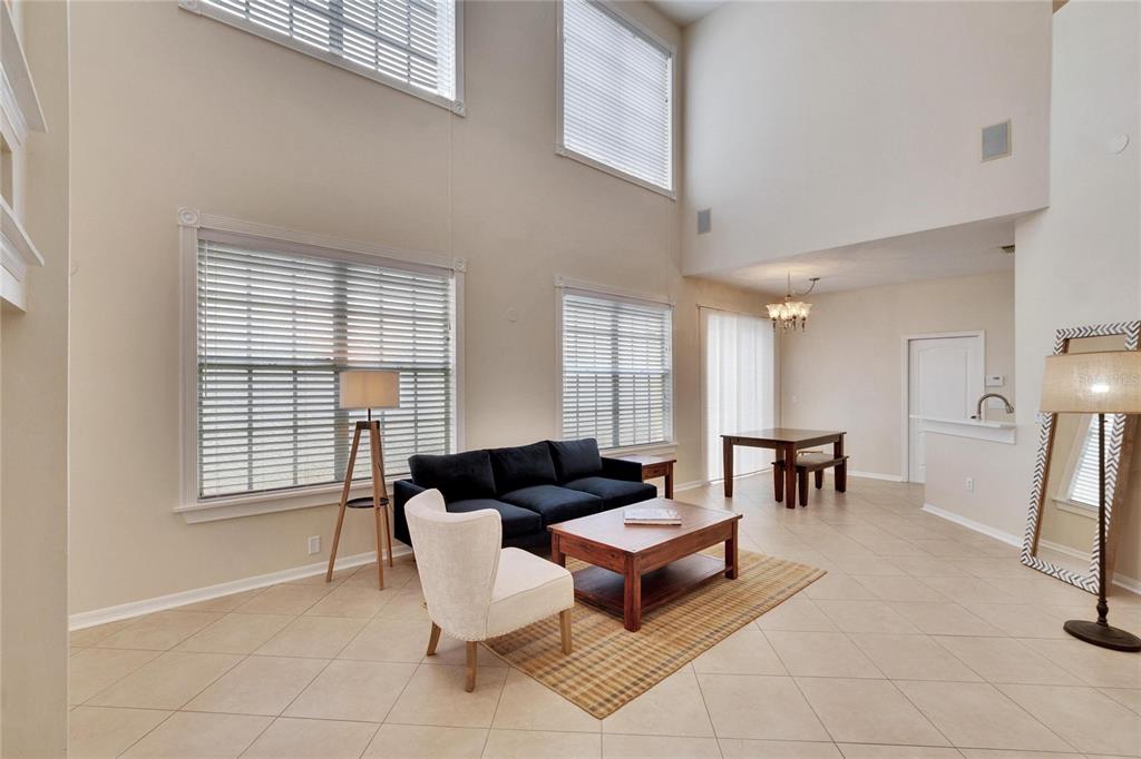 9105 Crystal Commons Way Tampa, FL 33626 - Photo 10 of 59