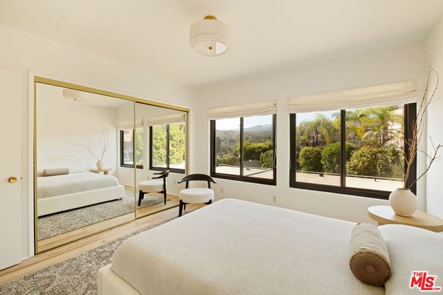 $2,828,000 | 2341 North Hobart Boulevard, Los Angeles, CA 90027