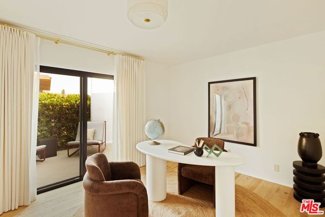 $2,828,000 | 2341 North Hobart Boulevard, Los Angeles, CA 90027