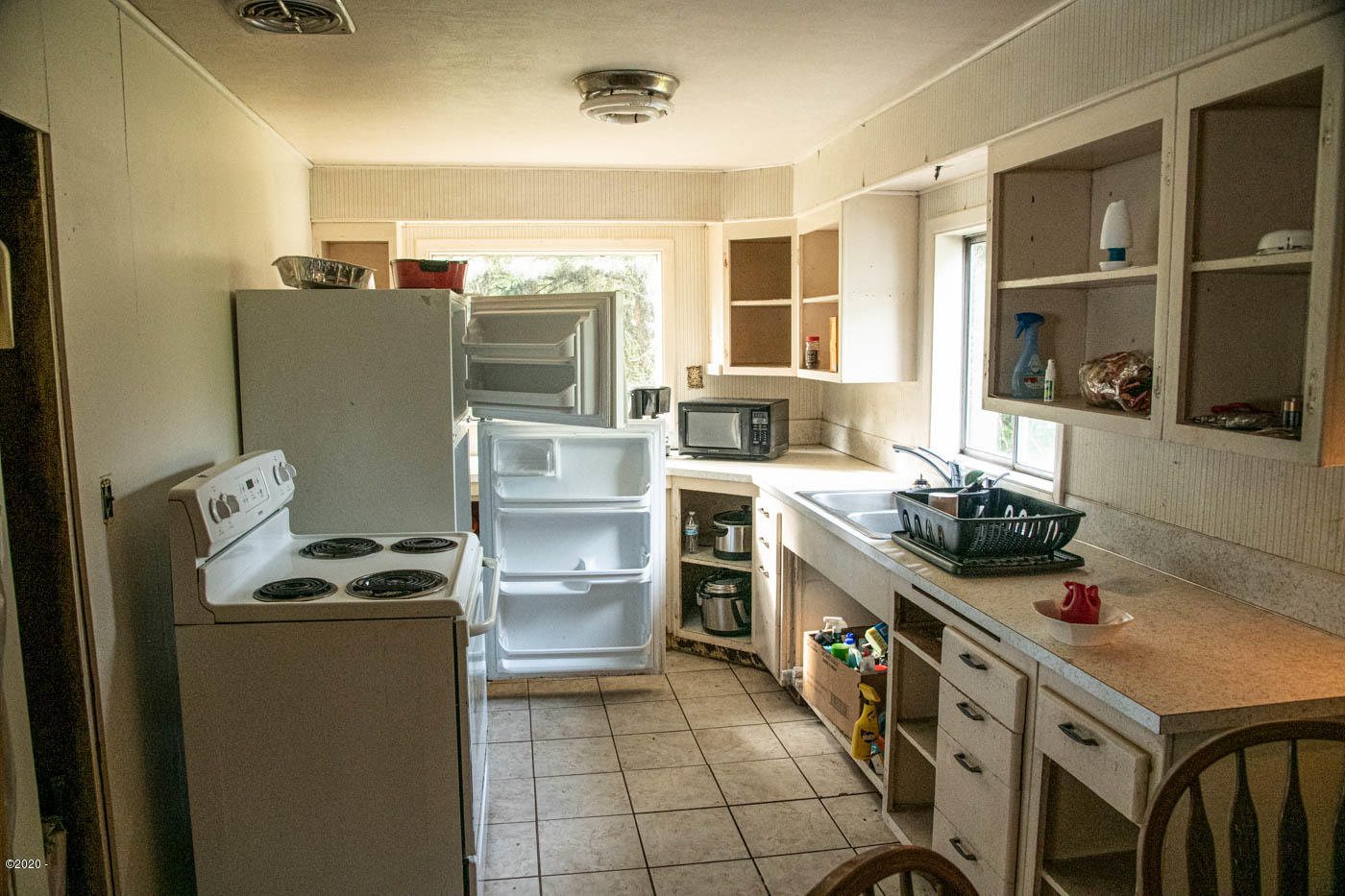 7380 Southwest Coast Highway South Beach, OR 97366 - Photo 7 of 15 kitchen