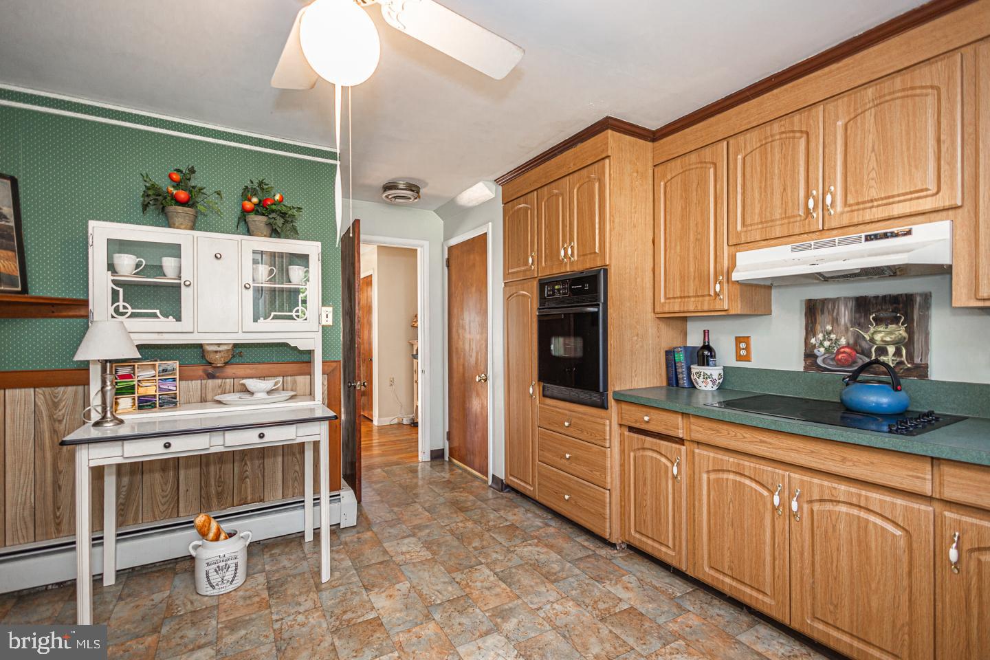 54 Eagle Road Newtown, PA 18940 - Photo 13 of 31 a kitchen with granite countertop cabinets and refrigerator
