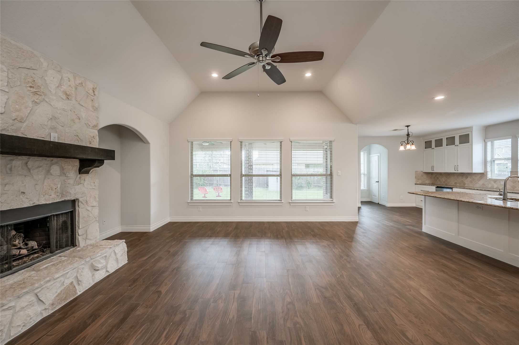 19006 Panther Peak Spring, TX 77388 - Photo 19 of 48 High Ceilings and ceiling fans in family room