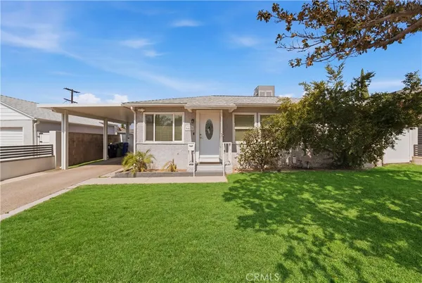 $1,000,026 | 6501 Charlesworth Avenue, North Hollywood, CA 91606