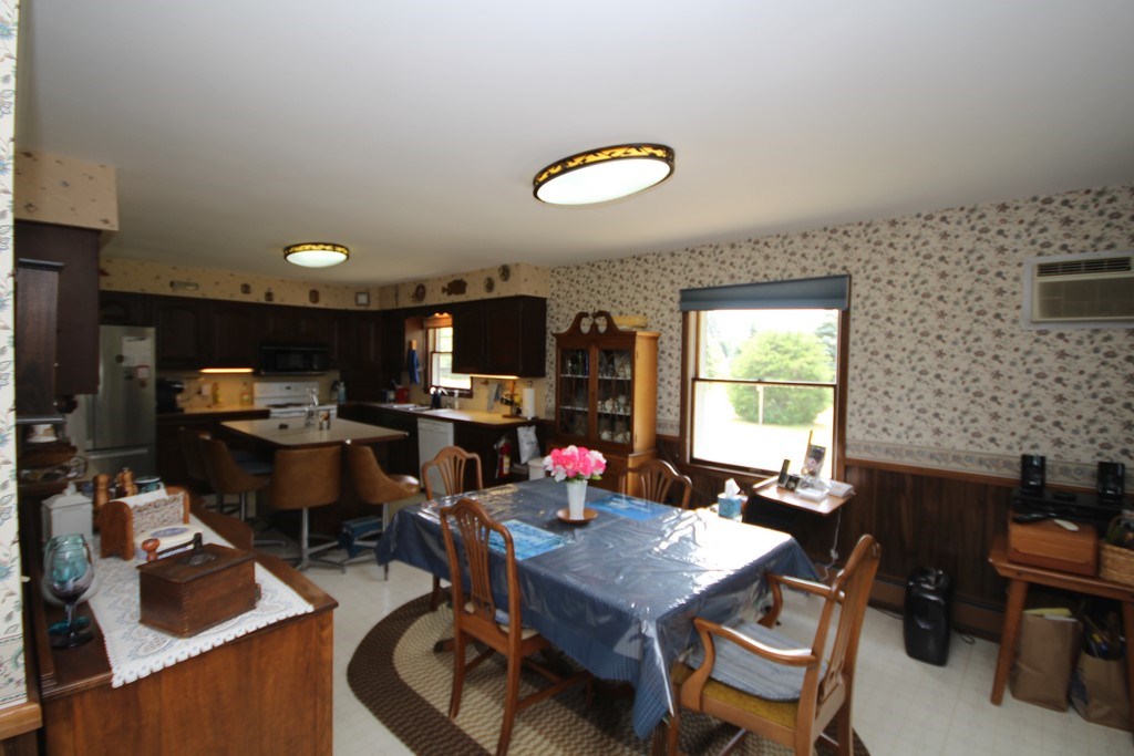 6400 South Crawford Road Mount Pleasant, MI 48858 - Photo 8 of 45 1820275-7.JPG