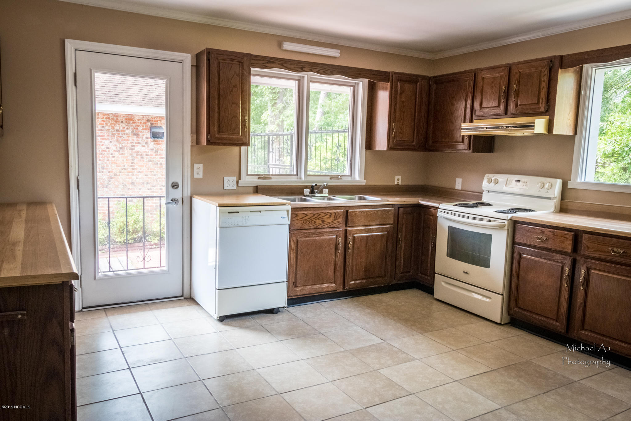 1005 Beech Tree Road Jacksonville, NC 28546 - Photo 16 of 47 IMG_5968-HDR