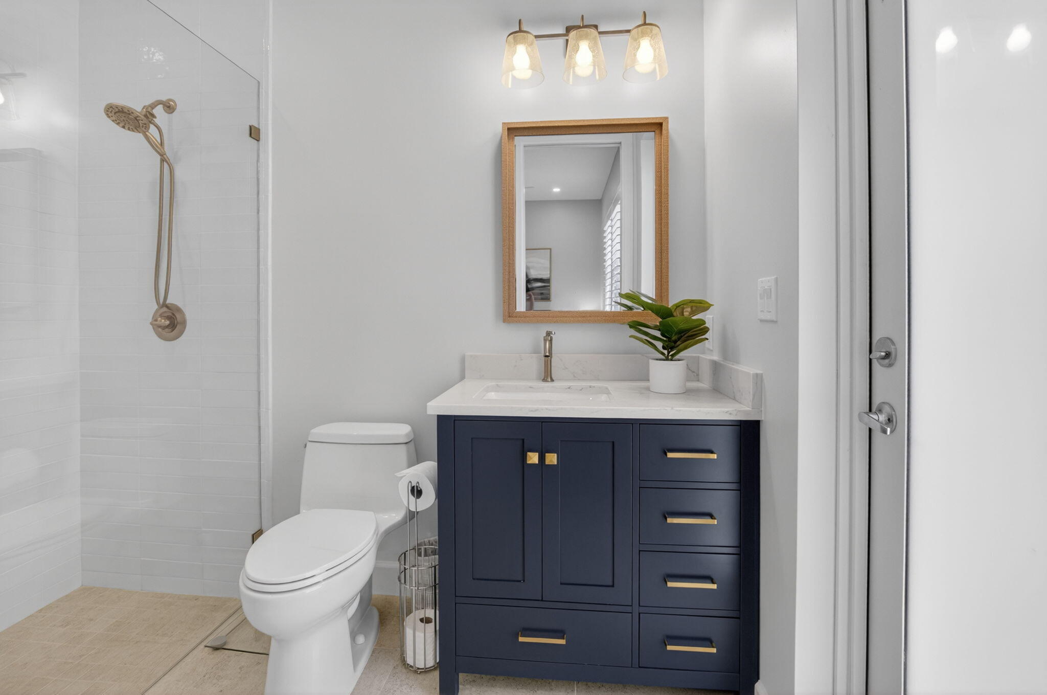 264 Northwest 45th Street Boca Raton, FL 33431 - Photo 32 of 63 Guest Ensuite Bath