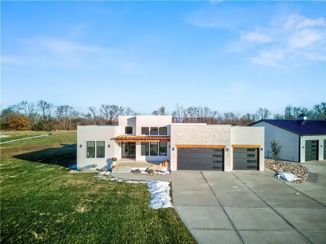 $1,390,000 | 6320 Northwest 164th Street, Smithville, MO 64089