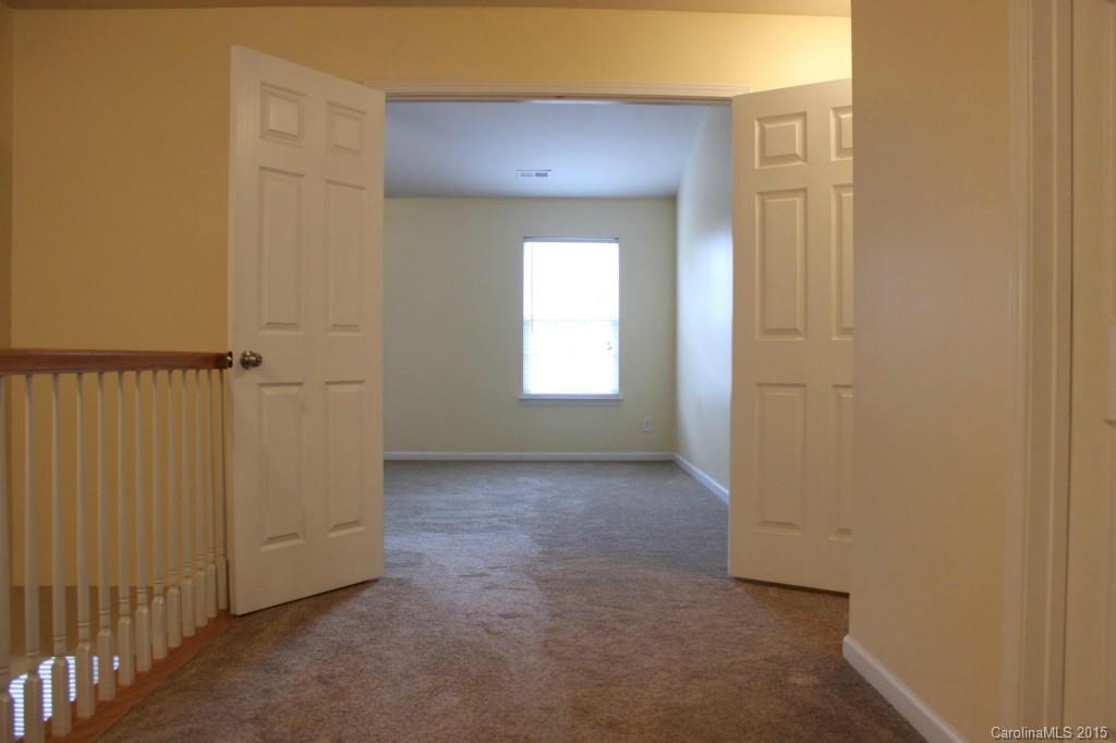 16002 Raptor Court Charlotte, NC 28278 - Photo 12 of 20 Gallery Image 12