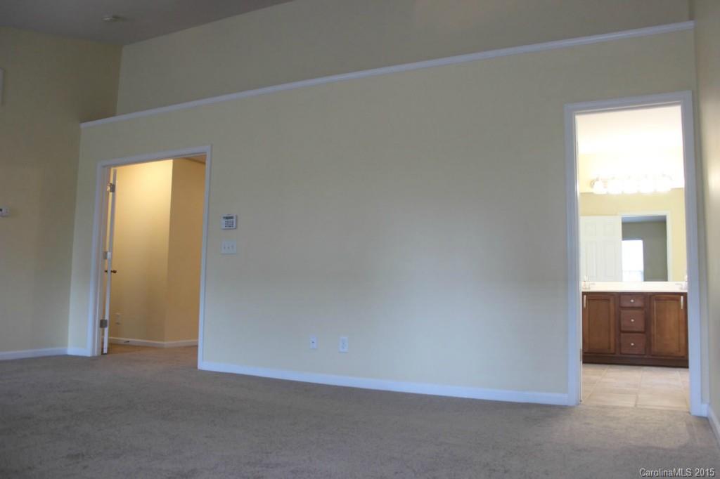 16002 Raptor Court Charlotte, NC 28278 - Photo 15 of 20 Gallery Image 15