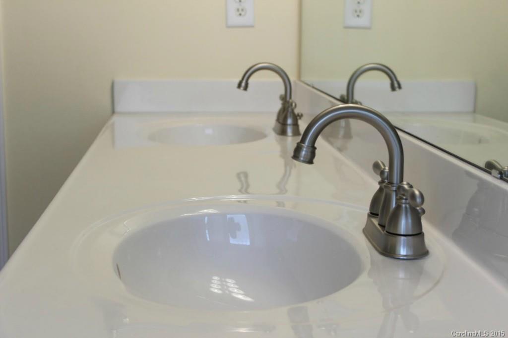 16002 Raptor Court Charlotte, NC 28278 - Photo 20 of 20 Gallery Image 20