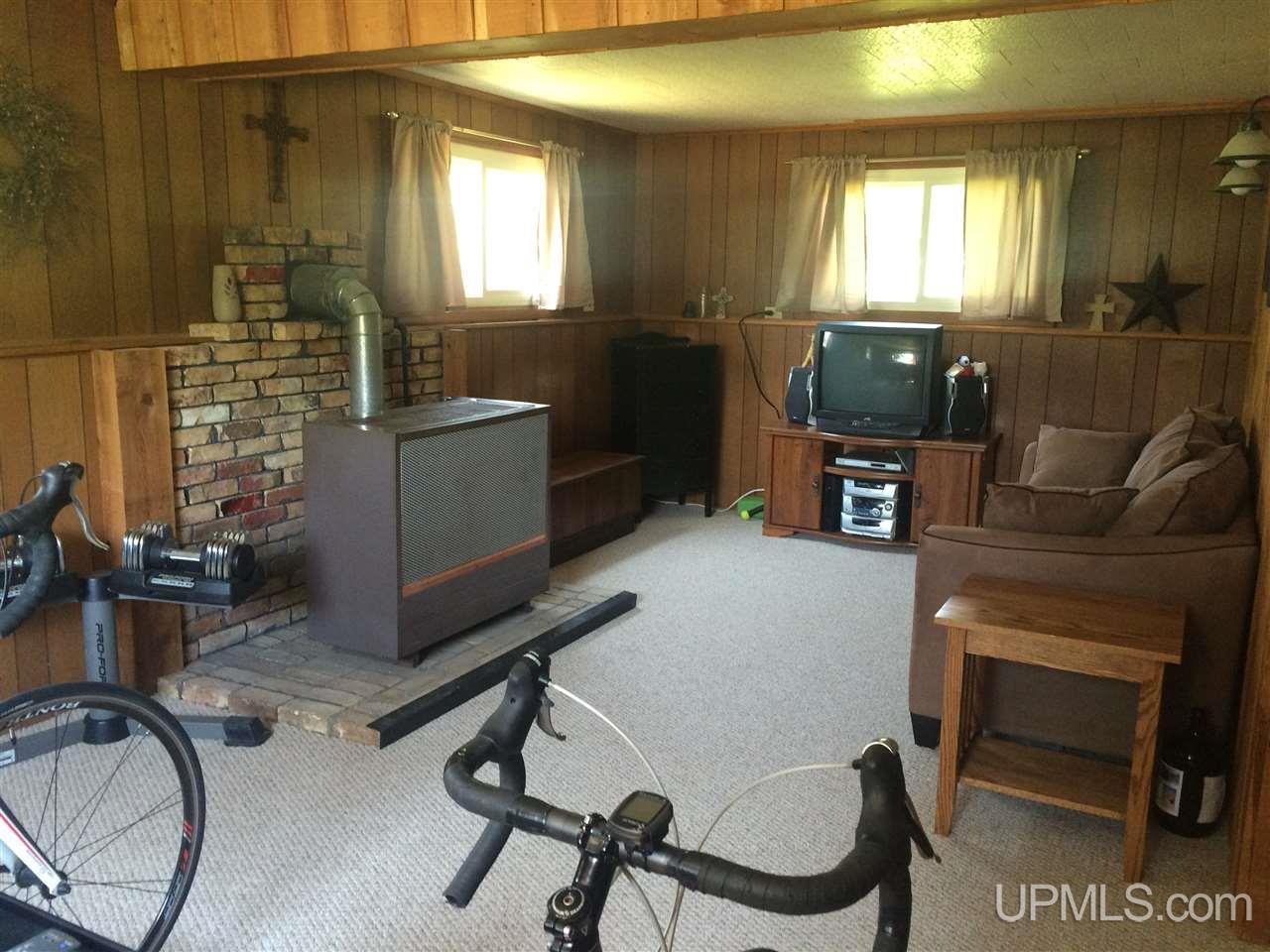 1175 9th Street Ishpeming, MI 49849 - Photo 18 of 24 Gallery Image 18