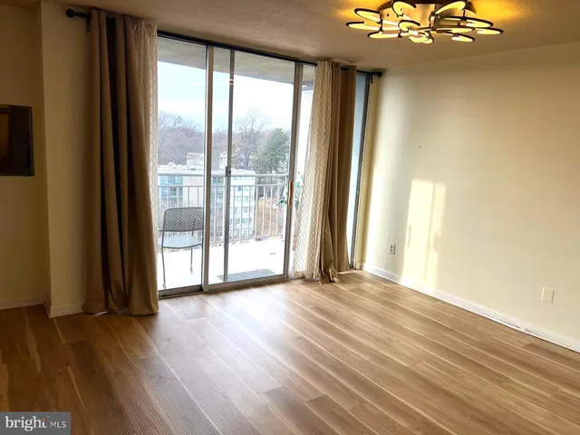 $1,400 | 1836 Metzerott Road, Unit 916, Adelphi, MD 20783